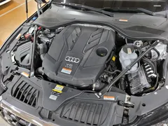 2023 Audi A8 55 TFSI Quattro LWB — фото 6