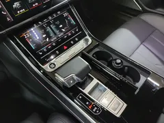 2023 Audi A8 55 TFSI Quattro LWB — фото 18