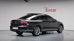 2022 Volkswagen Passat 2.0 TDI Prestige, серый — фото 2