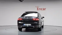2022 Volkswagen Passat 2.0 TDI Prestige, серый — фото 4