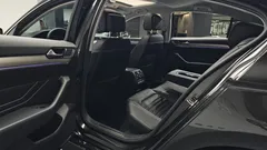 2022 Volkswagen Passat 2.0 TDI Prestige, серый — фото 11