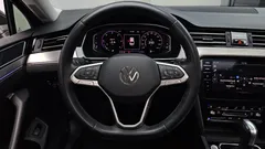 2022 Volkswagen Passat 2.0 TDI Prestige, серый — фото 12