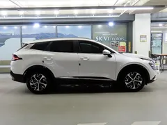 2024 Kia Sportage Signature 2WD — фото 5