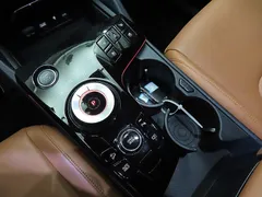 2024 Kia Sportage Signature 2WD — фото 12