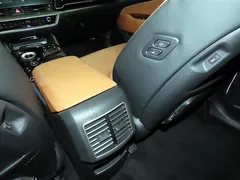 2024 Kia Sportage Signature 2WD — фото 15