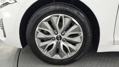 2023 Kia K5 Prestige — фото 5