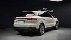 2023 Porsche Cayenne 3.0 PLATINUM EDITION — фото 2