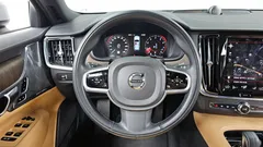 2021 Volvo V90 B5 Pro AWD, белый — фото 13