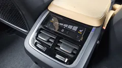 2021 Volvo V90 B5 Pro AWD, белый — фото 19