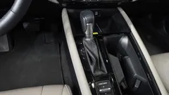 2023 Honda Accord 2.0 Hybrid Touring, серо-серебристый — фото 9
