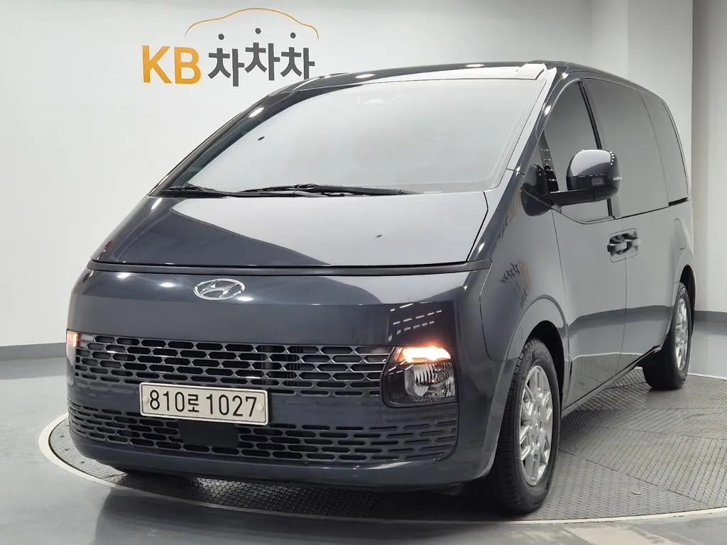 2022 Hyundai Staria Cargo 5-Seater