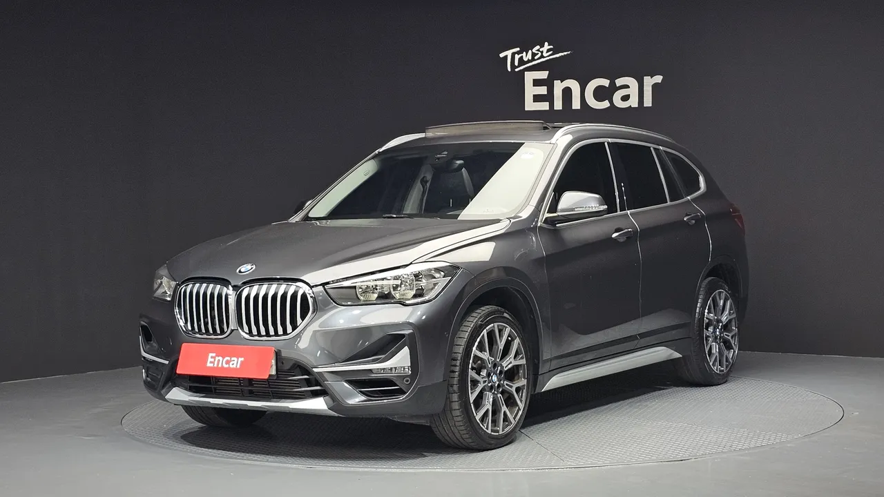 2022 BMW X1 xDrive 20i xLine