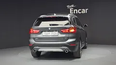 2022 BMW X1 xDrive 20i xLine — фото 4