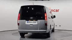2024 Hyundai Staria Cargo 5-Seater, серо-серебристый — фото 4