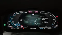 2022 BMW 3-Series 320i M Sport, белый — фото 8