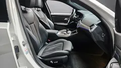 2022 BMW 3-Series 320i M Sport, белый — фото 11