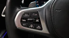 2022 BMW 3-Series 320i M Sport, белый — фото 18