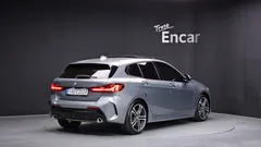 2022 BMW 1-Series 120i M Sports — фото 2