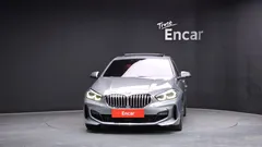 2022 BMW 1-Series 120i M Sports — фото 3