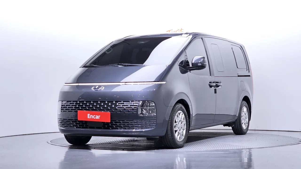2023 Hyundai Staria L3.5 Cargo 5-Seater