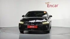 2022 Kia K5 Trendy, чёрный — фото 3