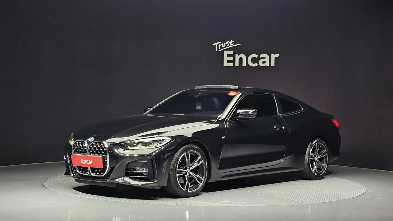2022 BMW 4-Series 420i M Sport Coupe