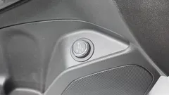 2024 ChevroletGMDaewoo Trax 1.2 ACTIV, белый — фото 17