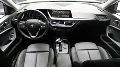 2023 BMW 2-Series 220i Sport, белый — фото 7