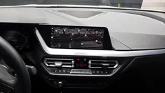 2023 BMW 2-Series 220i Sport, белый — фото 14