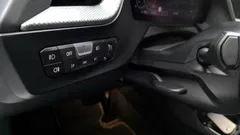 2023 BMW 2-Series 220i Sport, белый — фото 19