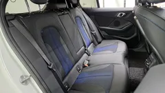 2023 BMW 1-Series 120i M Sports — фото 11