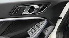 2023 BMW 1-Series 120i M Sports — фото 19