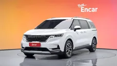 2023 Kia Carnival Diesel 9-Seater Prestige — фото 1