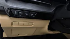 2023 Kia Carnival Diesel 9-Seater Prestige — фото 19