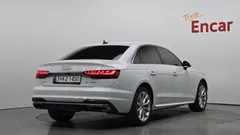 2023 Audi A4 40 TFSI — фото 2