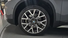 2022 BMW X1 xDrive 20i xLine, серый — фото 5