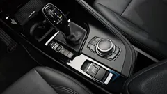 2022 BMW X1 xDrive 20i xLine, серый — фото 9