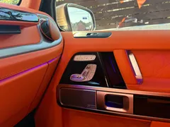 2022 Mercedes-Benz G-Class AMG G63 Manufaktur — фото 17