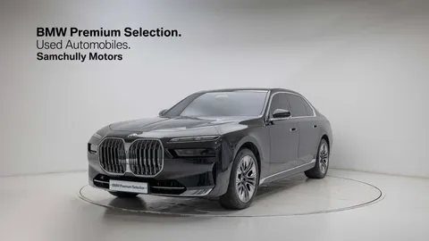 2023 BMW 7-Series 740i sDrive Design Pure Excellence