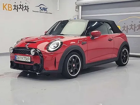 2022 Mini Cooper Convertible Classic Launch Pack