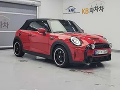 2022 Mini Cooper Convertible Classic Launch Pack, красный — фото 4