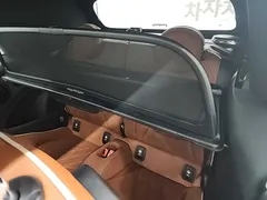 2022 Mini Cooper Convertible Classic Launch Pack, красный — фото 16