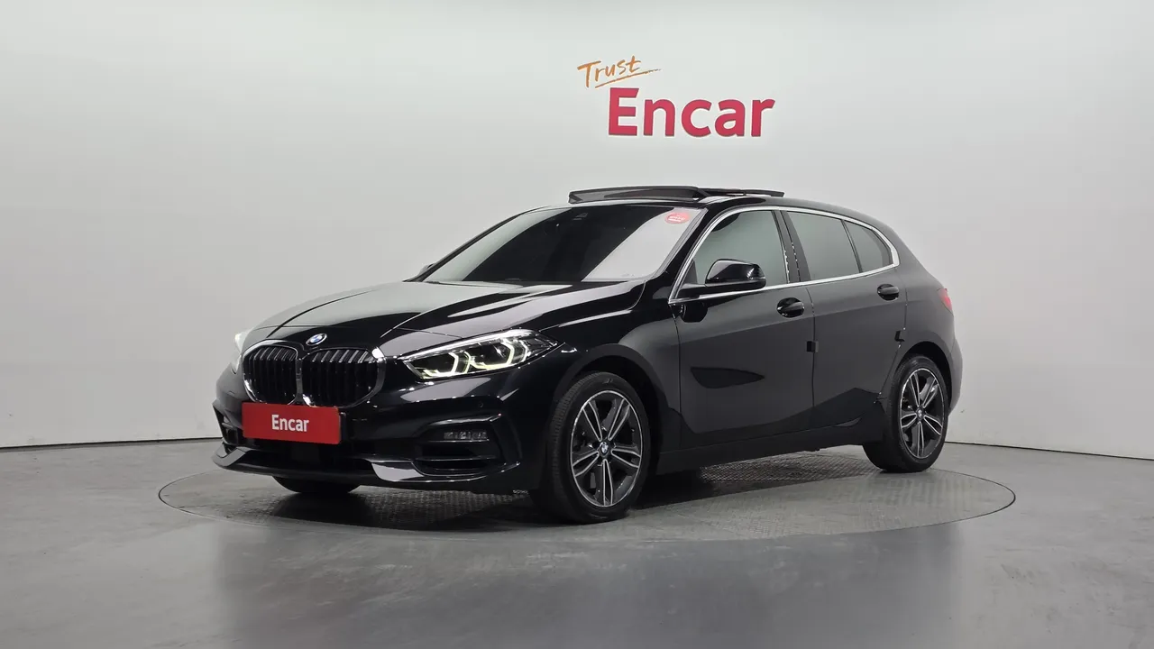 2022 BMW 1-Series 120i Sports