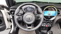 2023 Mini Cooper Convertible Seaside Edition, белый — фото 16