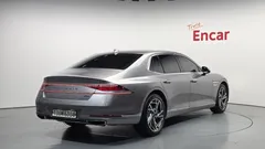2023 Genesis G90 Gasoline 3.5 Turbo AWD, серо-серебристый — фото 2