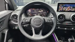 2023 Audi Q2 35 TDI Premium, белый — фото 15