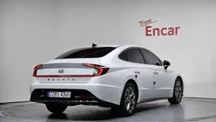 2022 Hyundai Sonata 2.0 — фото 2