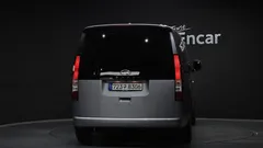 2022 Hyundai Staria 4WD Tourer 11-Seater — фото 4
