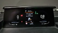 2022 Hyundai Staria 4WD Tourer 11-Seater — фото 8