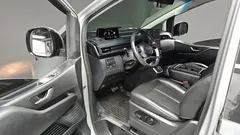 2022 Hyundai Staria 4WD Tourer 11-Seater — фото 10